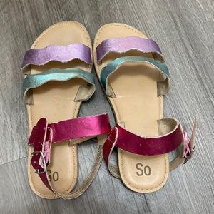 Girls sandals size 1